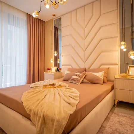 Luxury In The Center Of 100m To The Sea Apartment *