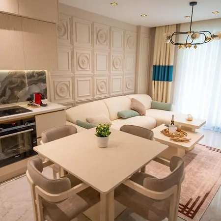 Luxury In The Center Of 100m To The Sea Apartment