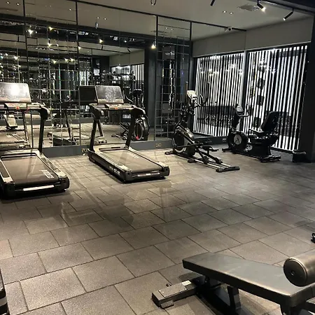 Qoople Legend C - In 100m To The Sea *