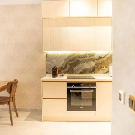 Apartment Luxury In The Center Of 100m To The Sea