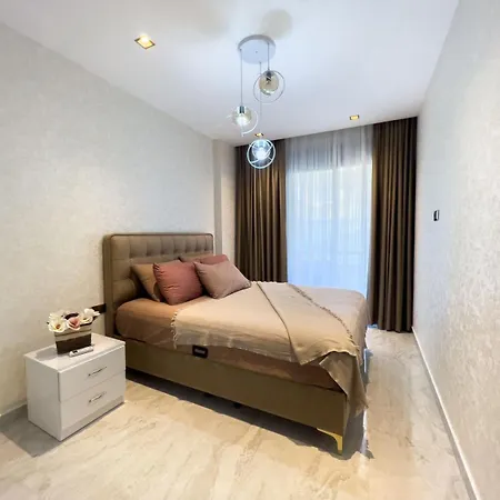 Luxury In The Center Of 100m To The Sea Apartment *