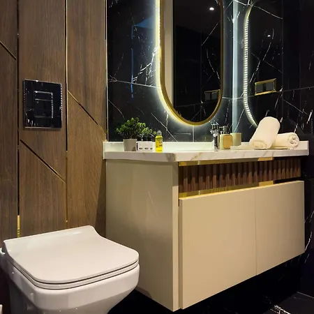 Qoople Legend C - In 100m To The Sea