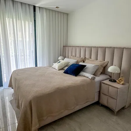 Qoople Legend C - In 100m To The Sea Alanya