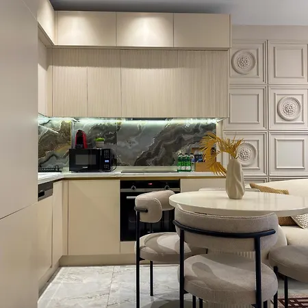 Qoople Legend C - In 100m To The Sea