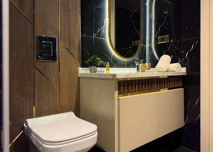 Qoople Legend C - In 100m To The Sea