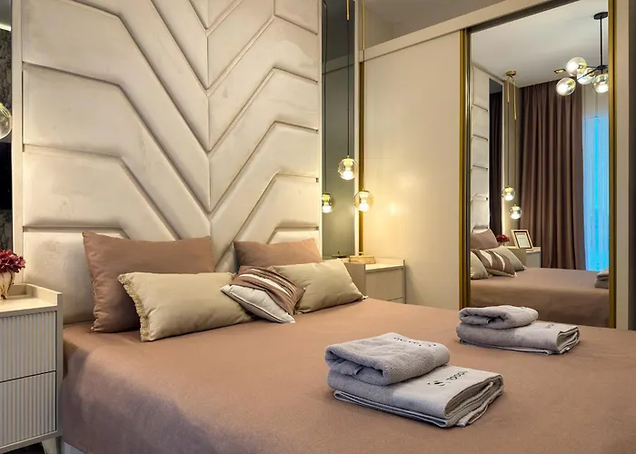 Qoople Legend C - In 100m To The Sea